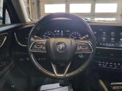 Used 2023 Buick Envision Avenir image 10