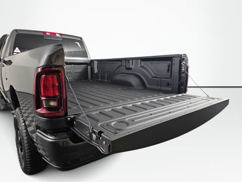 New 2026 RAM 2500 Tradesman AWD/4WD image 17