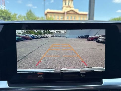 Used 2024 GMC Sierra 1500 Elevation image 21