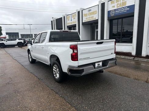 Used 2024 Chevrolet Silverado 1500 LT RWD image 9