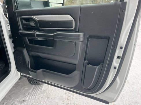 Used 2022 RAM 4500 Tradesman RWD image 57
