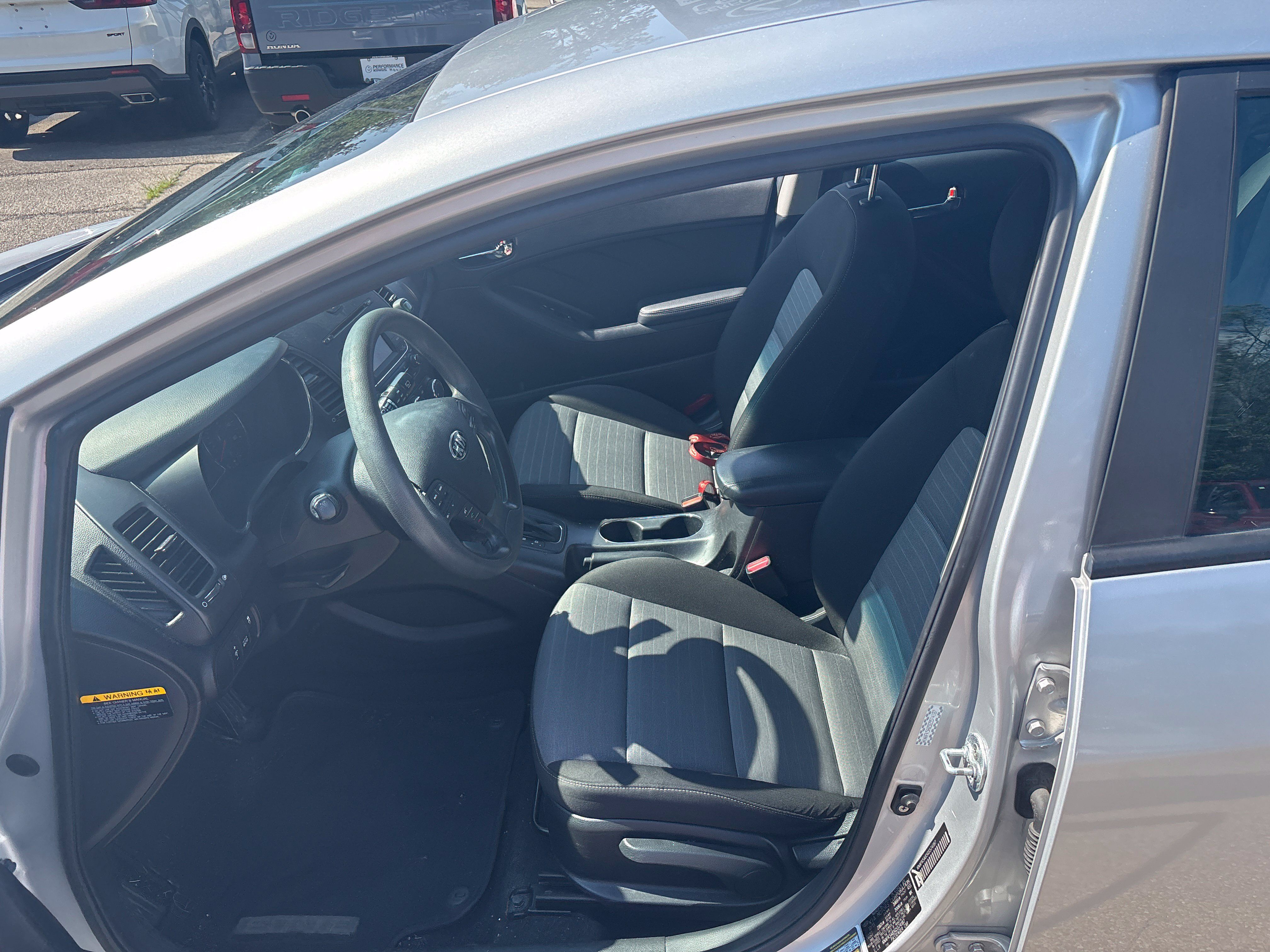 Used 2016 Kia Forte LX FWD image 4
