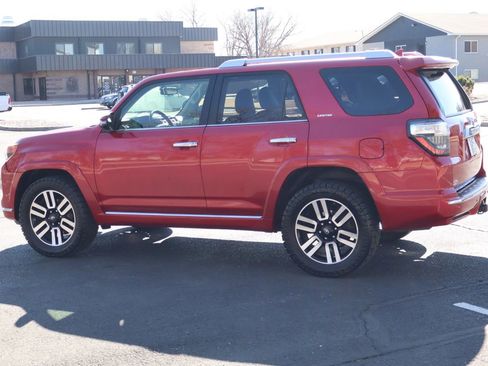 Used 2015 Toyota 4Runner Limited image 8