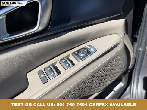 Used 2026 Kia Carnival LX FWD image 21