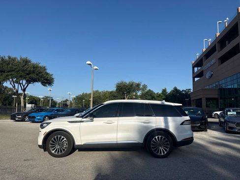 Used 2023 Lincoln Aviator Reserve w/ Equipment Group 201A RWD image 2