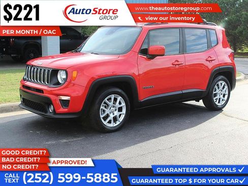 Used 2019 Jeep Renegade Latitude FWD image 2