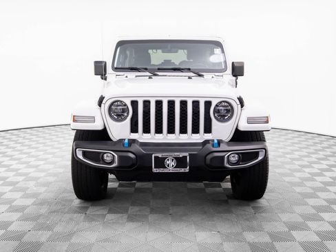 Used 2022 Jeep Wrangler Unlimited Sahara w/ Cold Weather Group image 2