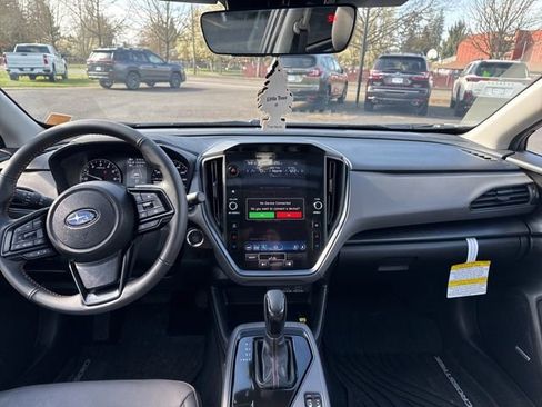 Used 2025 Subaru Crosstrek 2.5i Limited w/ Popular Package #3A AWD/4WD image 10