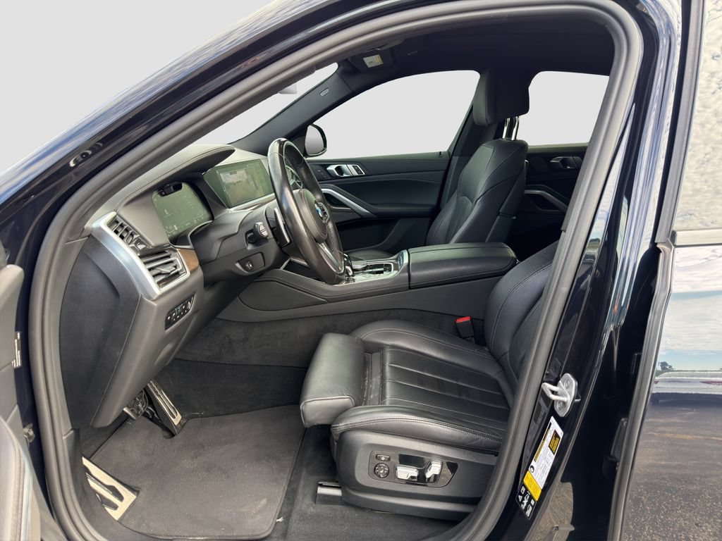 Used 2021 BMW X6 xDrive40i w/ M Sport Package AWD/4WD image 9