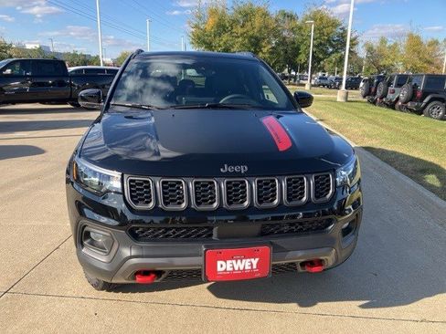 New 2026 Jeep Compass Trailhawk w/ Sun, Sound & Navigation Group image 2