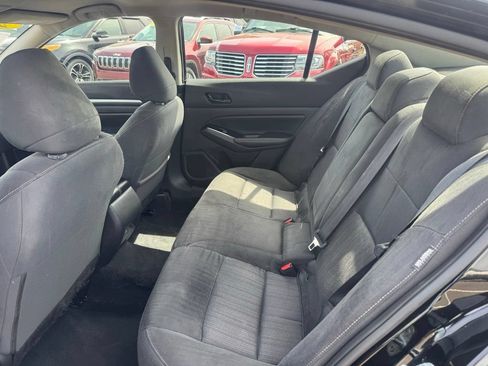 Used 2023 Nissan Altima 2.5 SV AWD/4WD image 29