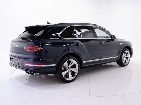 Certified 2021 Bentley Bentayga image 5