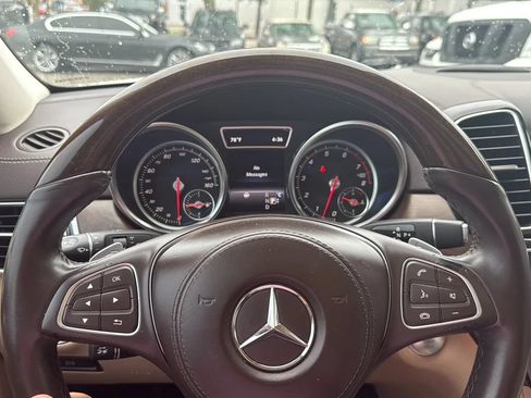 Used 2018 Mercedes-Benz GLS 550 4MATIC image 18
