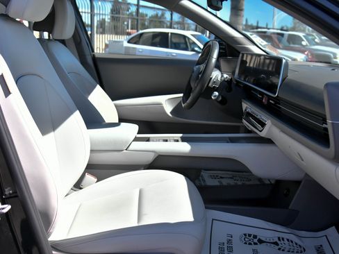 Used 2024 Hyundai Ioniq 6 SEL RWD image 43