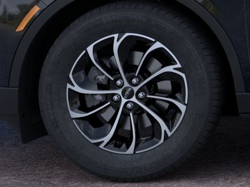 New 2026 Lincoln Nautilus Premier AWD/4WD image 19