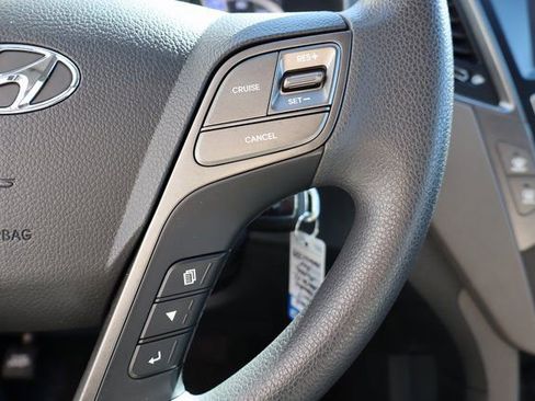 Used 2017 Hyundai Santa Fe Sport image 13