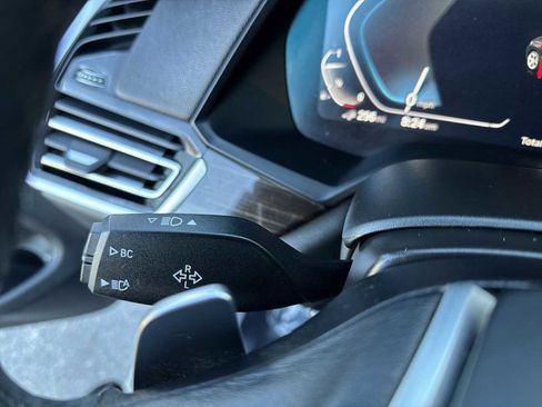 Used 2023 BMW X5 xDrive45e image 25