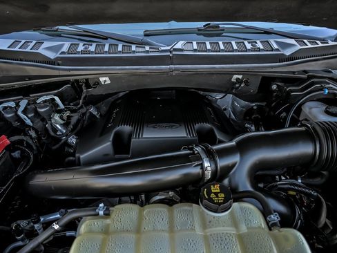 Used 2020 Ford F150 Lariat image 12