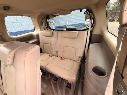 Used 2011 Nissan Pathfinder Silver w/ Protection Pkg image 20