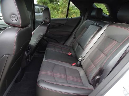 Used 2024 Chevrolet Equinox RS image 23