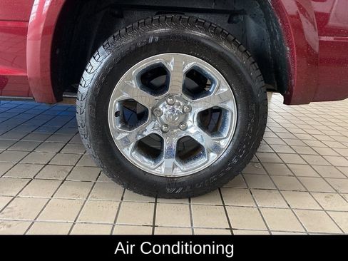 Used 2017 RAM 1500 Laramie w/ Convenience Group AWD/4WD image 22