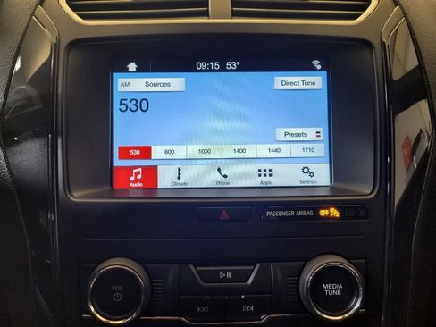 Used 2018 Ford Explorer XLT w/ Equipment Group 201A image 27