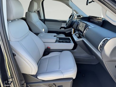 New 2025 Ford Expedition Max Active image 26