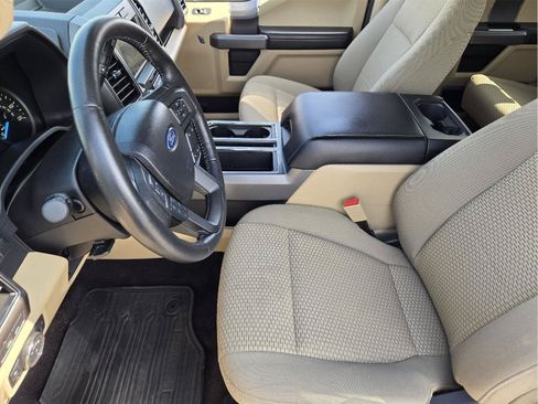 Used 2018 Ford F150 XLT w/ Equipment Group 302A Luxury AWD/4WD image 13