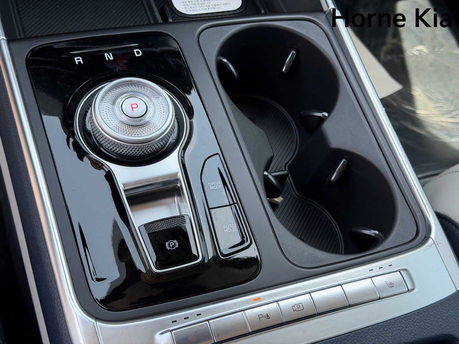 New 2026 Kia Carnival EX FWD image 17