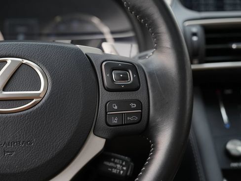 Used 2018 Lexus IS 300 AWD w/ Comfort Package image 43