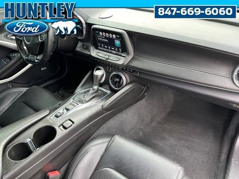 Used 2016 Chevrolet Camaro SS image 8