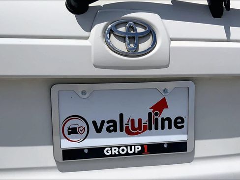 Used 2005 Toyota 4Runner SR5 RWD image 9