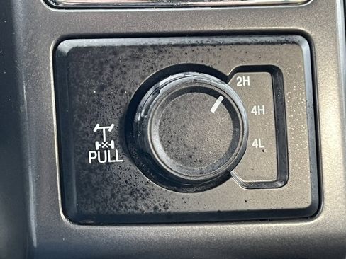 Certified 2019 Ford F150 XLT w/ Equipment Group 302A Luxury image 29