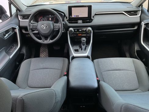 Used 2025 Toyota RAV4 XLE image 21