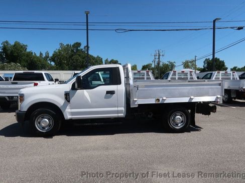 Used 2018 Ford F250 XL RWD image 2