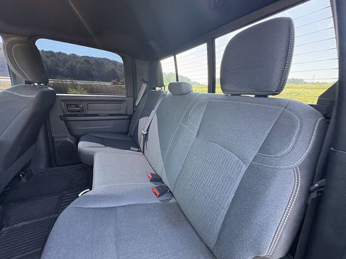 Used 2021 RAM 2500 Tradesman AWD/4WD image 18