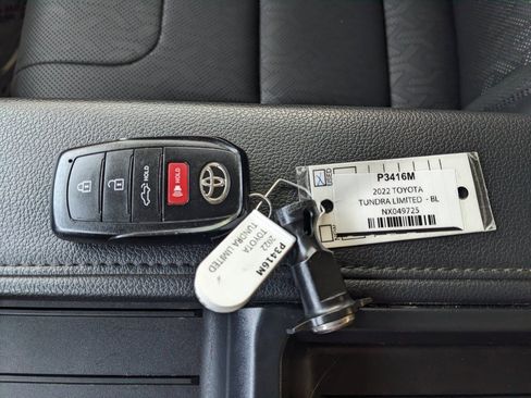 Used 2022 Toyota Tundra Limited image 32