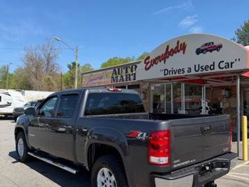 Used 2010 GMC Sierra 1500 SLE w/ Power Pack Plus image 4