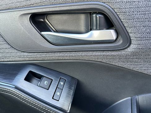 Certified 2023 Nissan Rogue SV FWD image 20