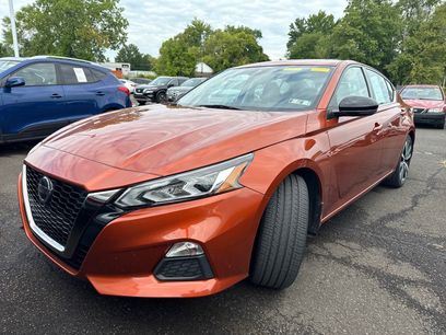 Used 2021 Nissan Altima 2.5 SR w/ SR Premium Package