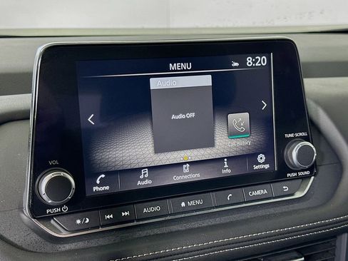 Used 2024 Nissan Rogue SV image 25