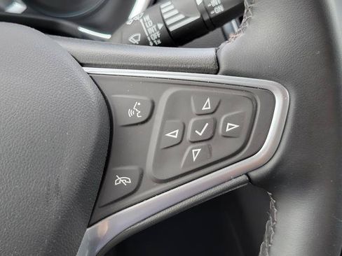 Used 2023 Chevrolet Equinox LT FWD image 16