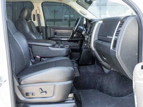 Used 2015 RAM 2500 Laramie AWD/4WD image 18