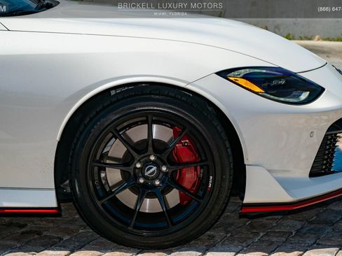 Used 2025 Nissan Z NISMO w/ Floor Mat Package RWD image 43