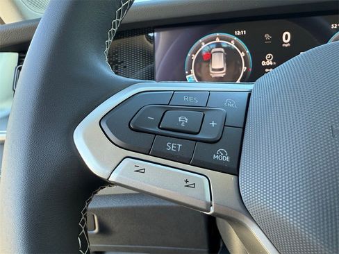 New 2026 Volkswagen Tiguan SE image 15