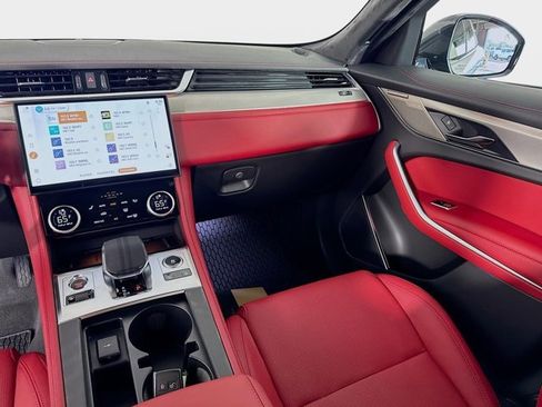 Used 2026 Jaguar F-PACE R-Dynamic S image 26
