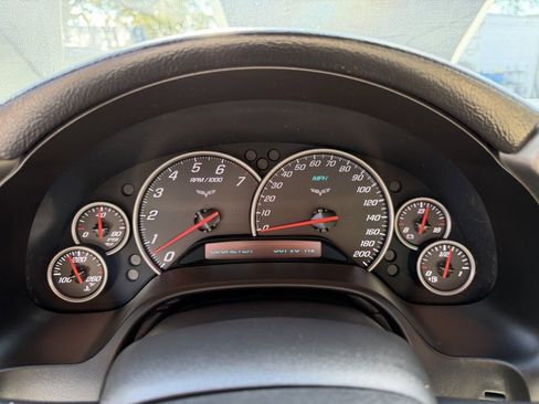 Used 2007 Chevrolet Corvette Coupe w/ Preferred Equipment Group image 20