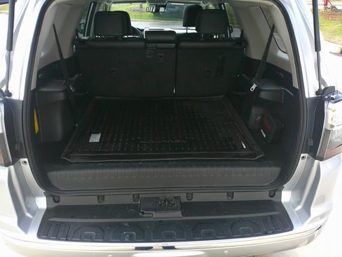 Used 2023 Toyota 4Runner Limited image 33