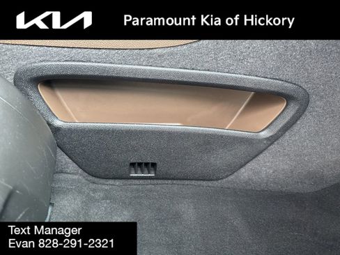 Used 2015 GMC Acadia SLT w/ Technology Package image 34