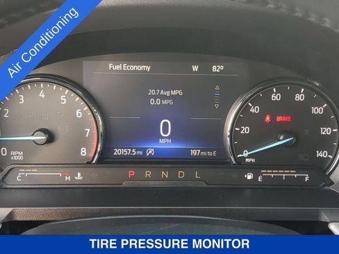 Used 2024 Ford Explorer XLT AWD/4WD image 14